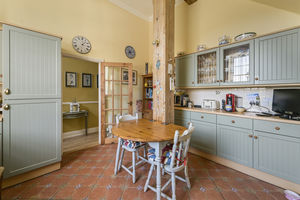 Photo 16- click for photo gallery